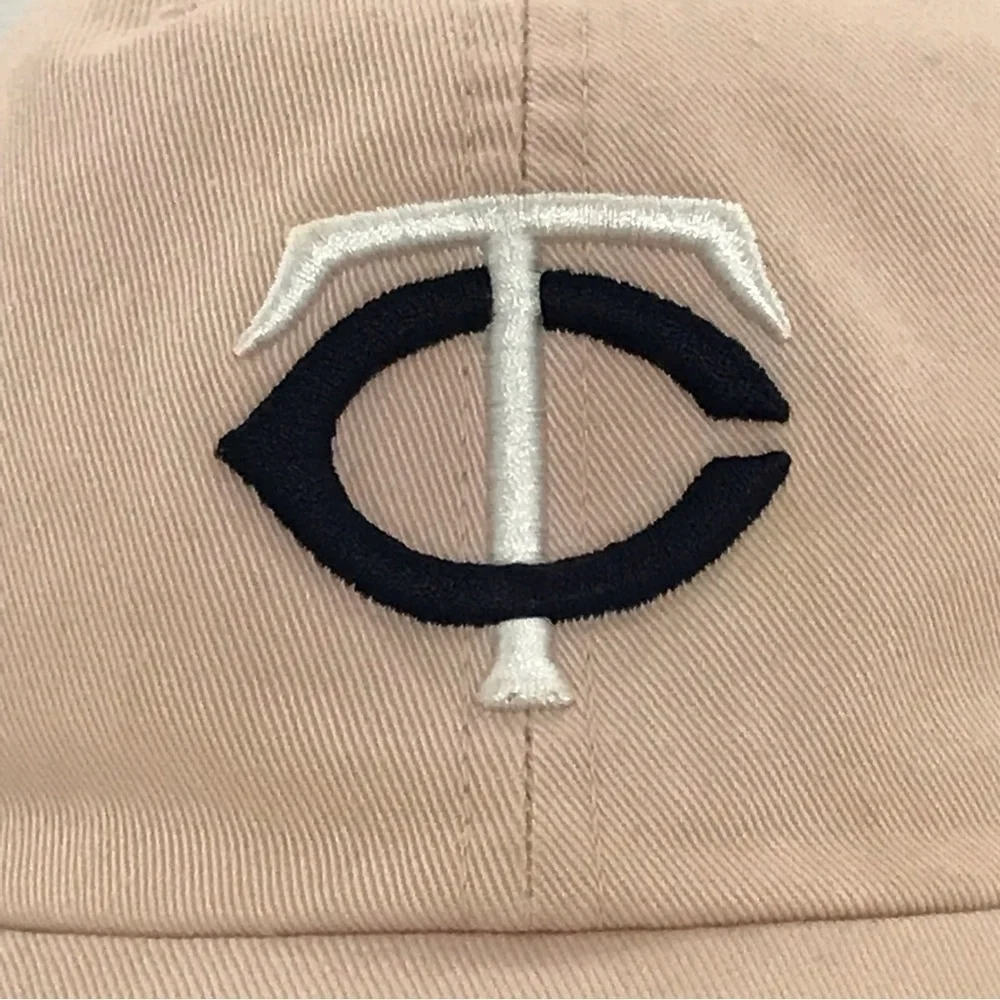 Twins Enterprises a5			hat cap	twins
